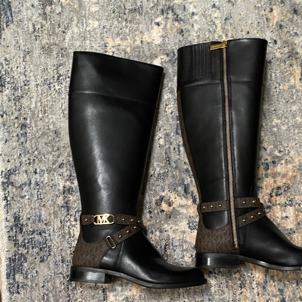 Michael Kors Black and Brown riding boots - Picture 3 of 6